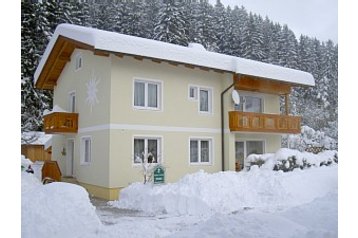 Austria Privát Latschach, Exteriorul